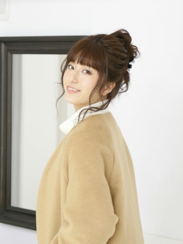 骨格ストレートに似合うヘアアレンジ15選 顔まわりがスッキリ見える大人スタイル モデルプレス 骨格ストレートに似合うヘアアレンジ15選 顔まわりがスッキリ見える大人スタイル モデルプレス