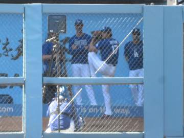 大谷翔平がブルペン入り 31球でワンバウンド＆制球乱す場面も 11日の前半戦最終登板へ調整 右腕違和感の影響なく