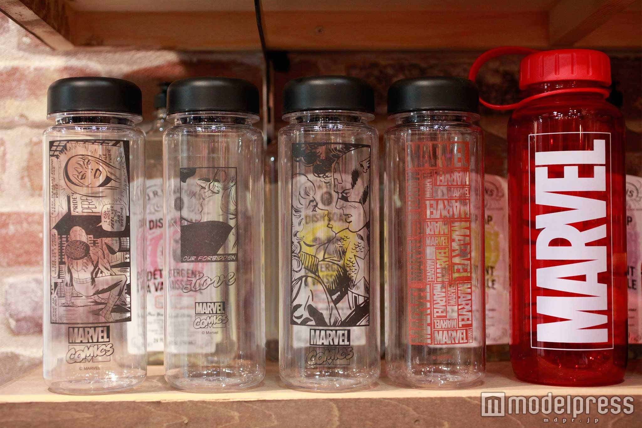 ウォーターボトル（C）MARVEL 