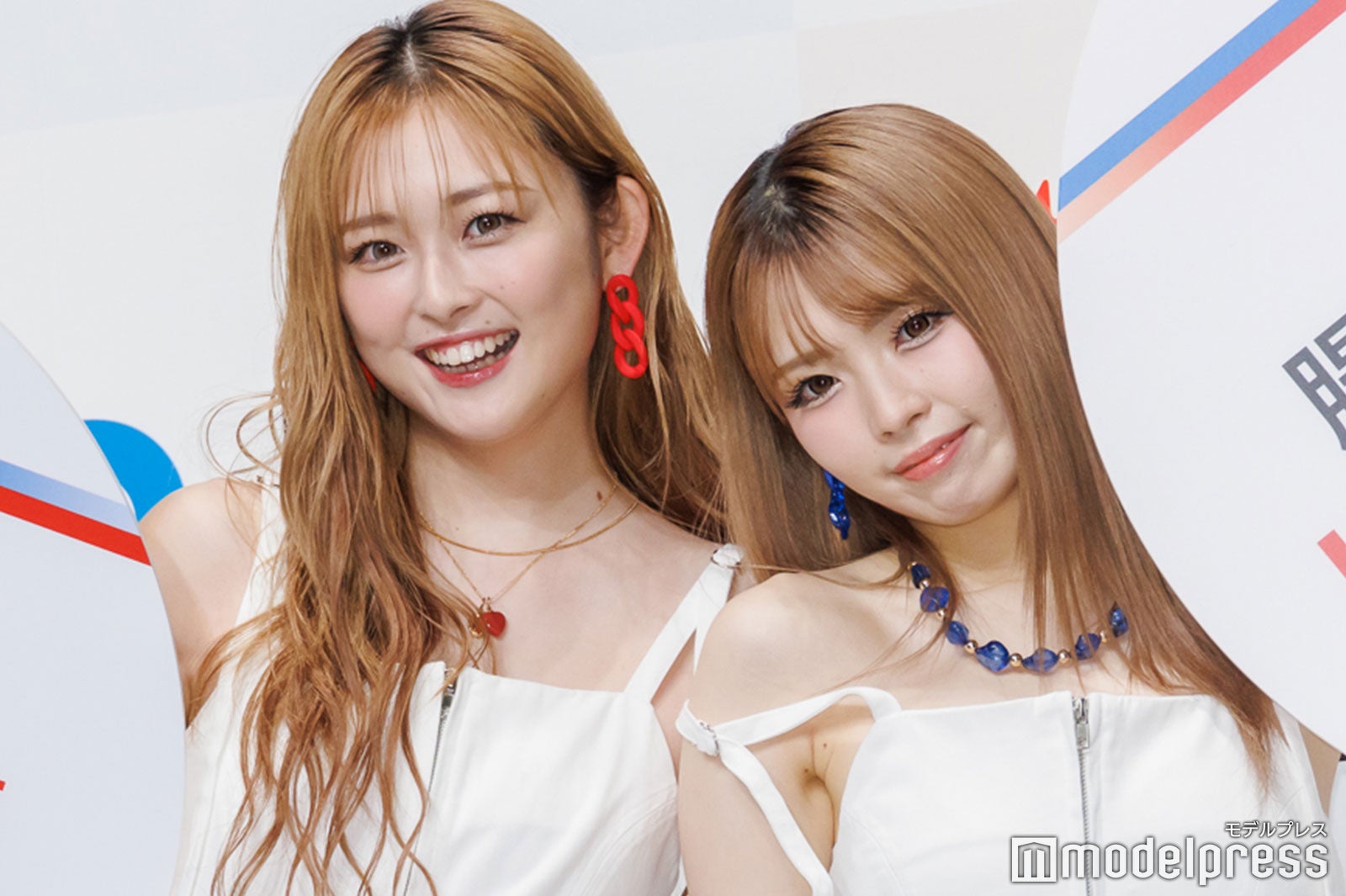 ゆい小池（ゆいちゃみ）、姉・ゆうちゃみ＆愛犬との“キスショット”公開「5年ぶり」家族旅行報告に「美人姉妹」「素敵」の声