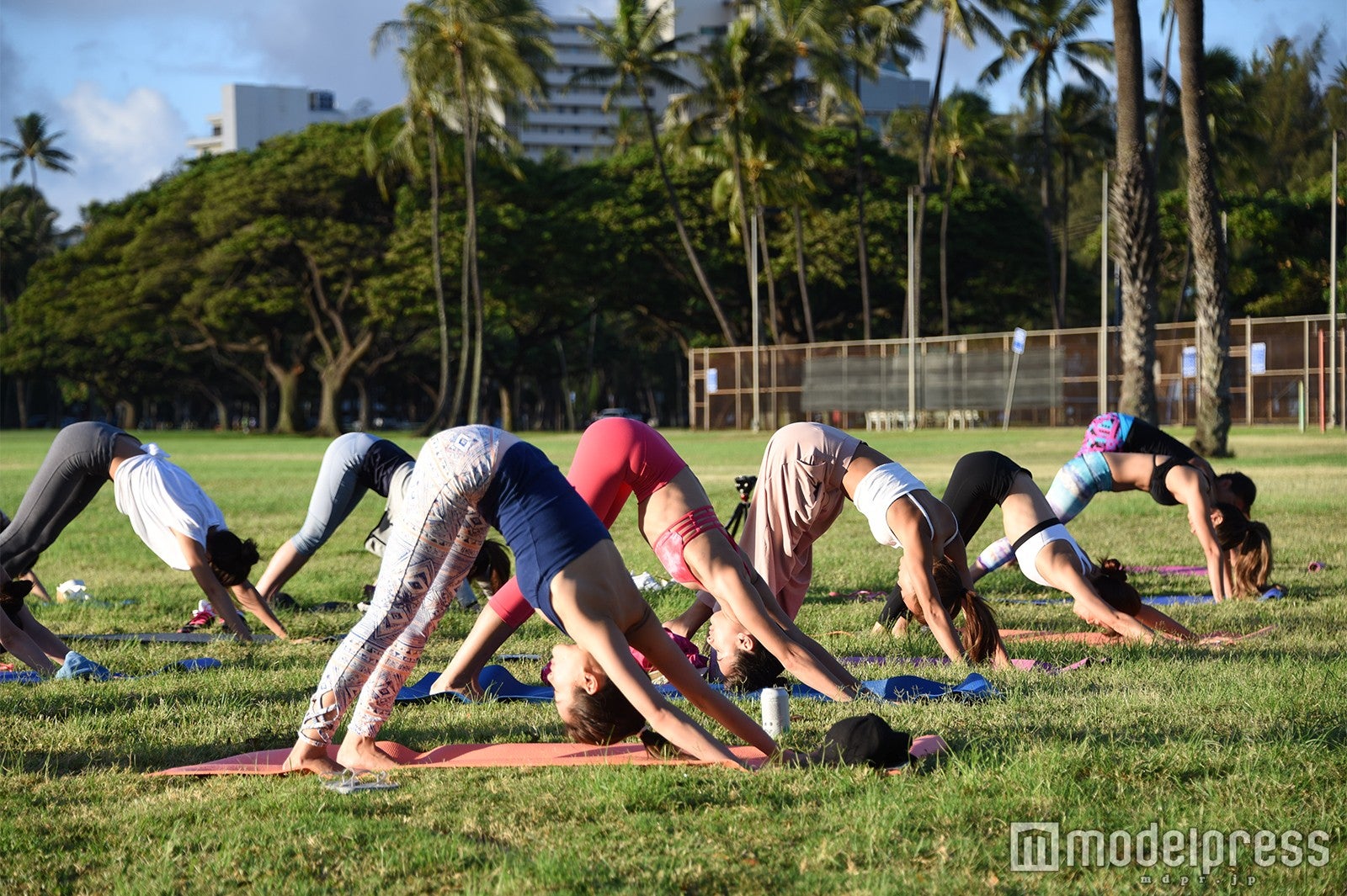朝ヨガの様子（C）モデルプレス