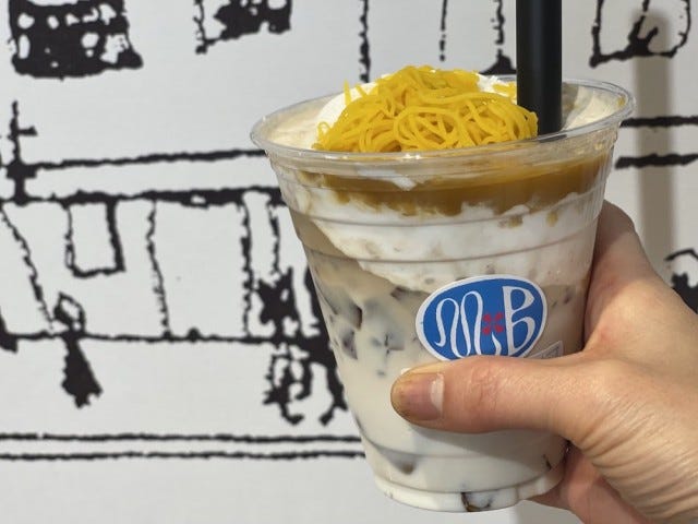 地元ライターがイチオシ◎新感覚の「絞りたてモンブラン×カフェオレ」が絶品【奈良】