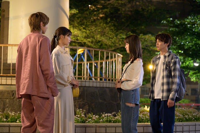 小宮璃央、大政絢、堀未央奈、佐藤大樹(C)「理想ノカレシ」製作委員会