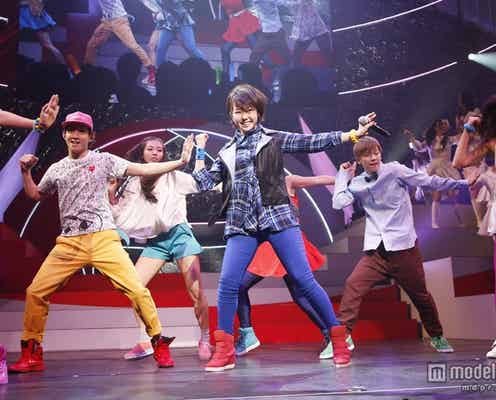 AKB48峯岸みなみ、本物“剛力ダンサー”従えプロペラダンス