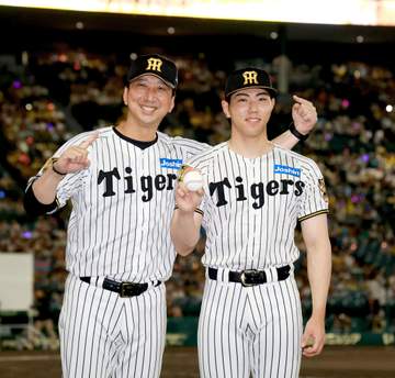 阪神・工藤 プロ初勝利 育成出身2年目で初お立ち台「やっとという感じです」藤川監督も称賛「素晴らしい」