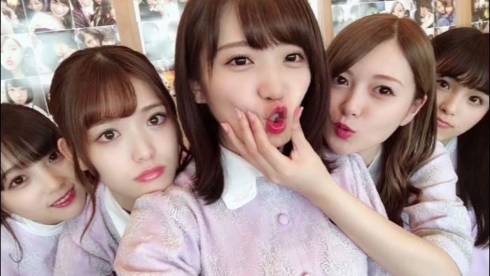 与田祐希、松村沙友理、秋元真夏、白石麻衣、大園桃子(提供写真)