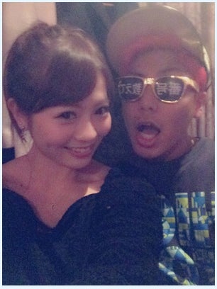 あっくんも参加（左から）鈴木あや、あっくん／鈴木あやオフィシャルブログ（Ameba）より