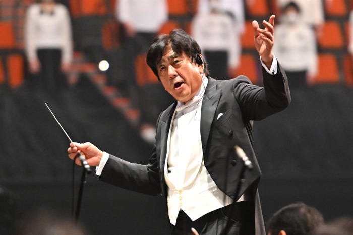 佐渡裕(C)MBS/サントリー1万人の第九