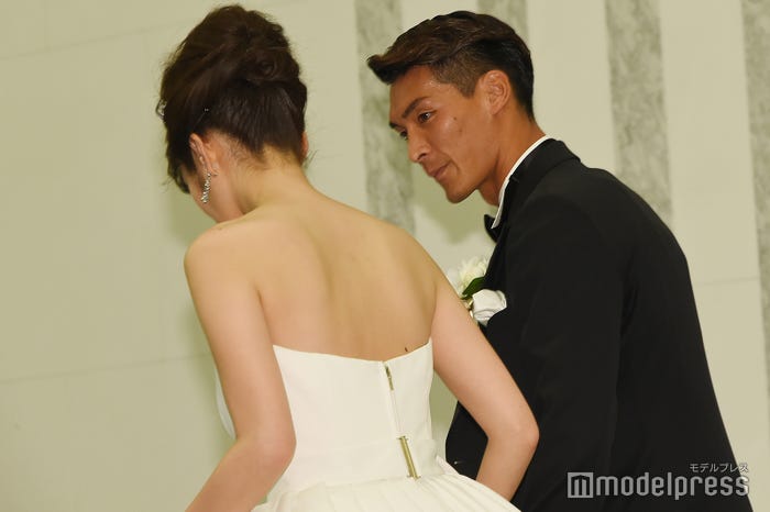 高梨臨 サッカー槙野智章選手が披露宴 子どもは 11人ほしい モデルプレス 高梨臨 サッカー槙野智章選手が披露宴 子どもは 11人ほしい モデルプレス