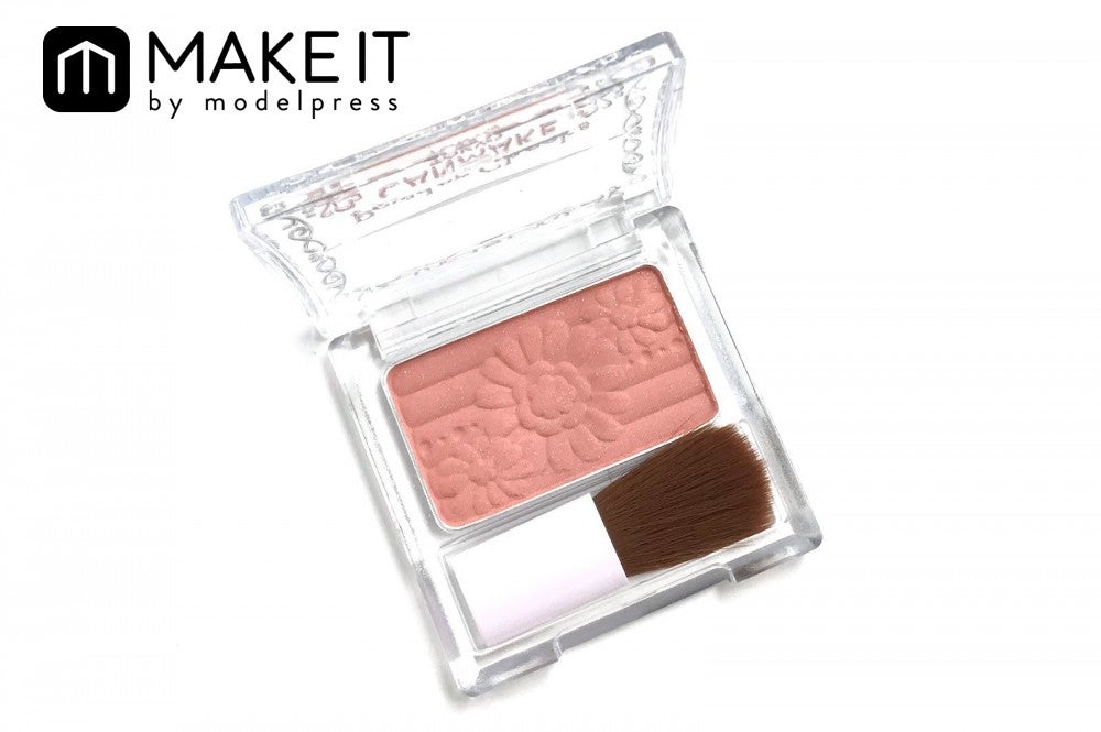 キャンメイク／パウダーチークス／PW43 コーラルホログラム／550円（税抜）（C）モデルプレス