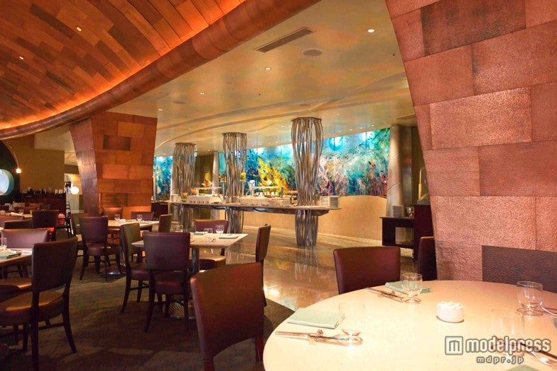 「オチェーアノ」（C）Disney