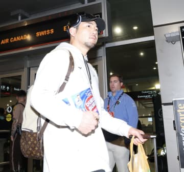 侍ジャパン「時差ボケ対策朝食会」投手陣に混ざり野手ひとり参加？SNS笑う「見慣れた野手がw」「私も参加したい」