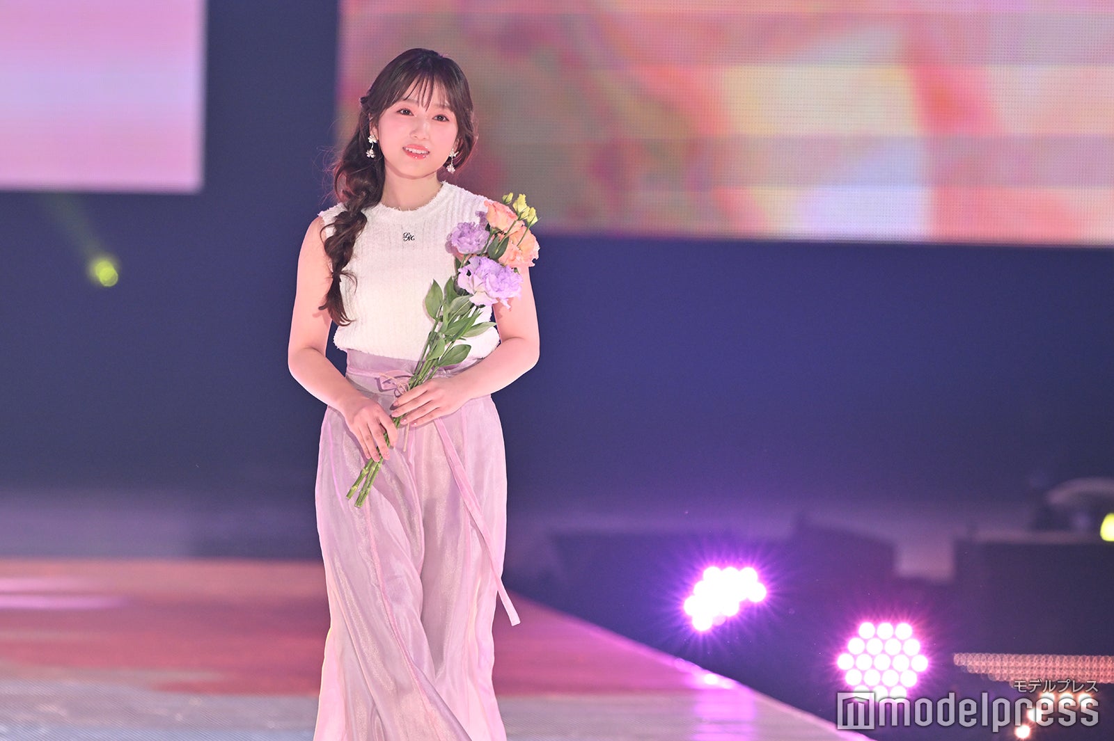 矢吹奈子（C）モデルプレス