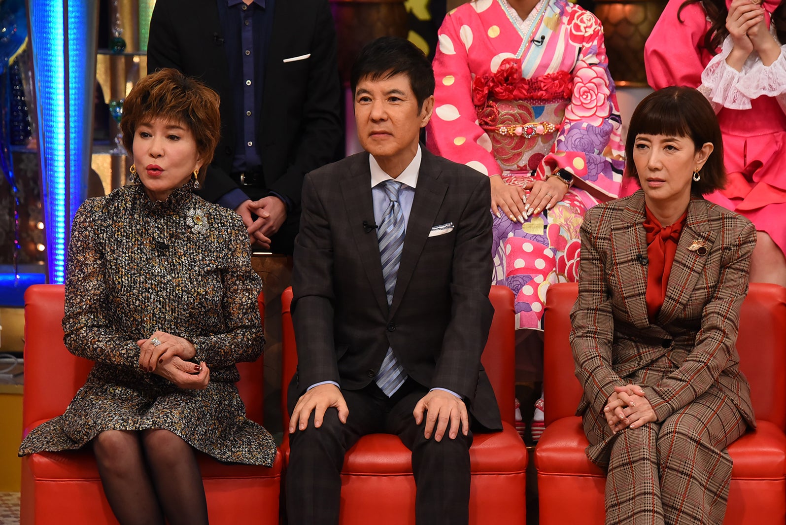 （左から）十朱幸代、関根勤、戸田恵子（画像提供：関西テレビ）