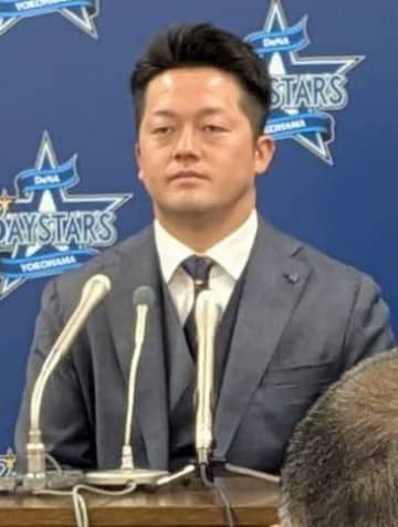 DeNA・牧 現状維持2.5億円で更改 MLB挑戦の夢を初めて伝えるも「その前に優勝することだけ考えて」 今季は負傷離脱「迷惑をかけました」