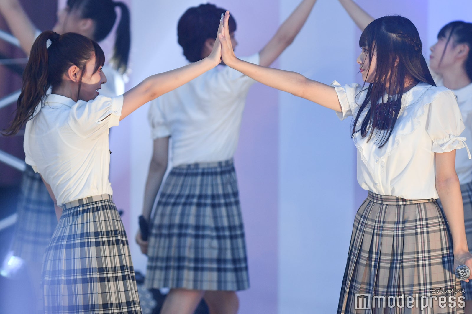 佐竹のん乃、尾木波菜／＝LOVE ≠ME スペシャルコンサート「24 girls」 （C）モデルプレス