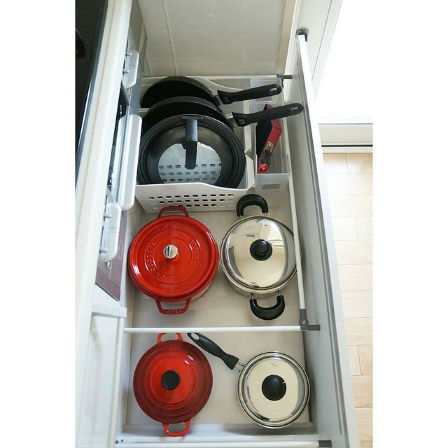 100均 で叶えるフライパン収納アイデア ダイソー セリアで便利なアイテム発見 モデルプレス