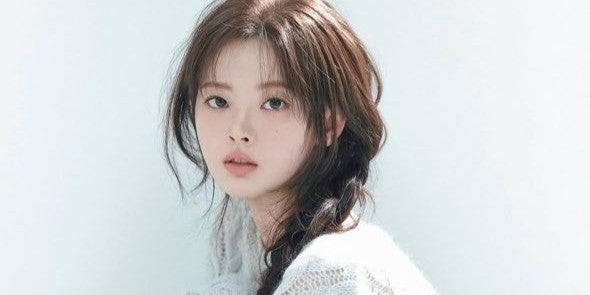 ハン・スア×カリナ×ITZYリュジン、沖縄満喫ショット