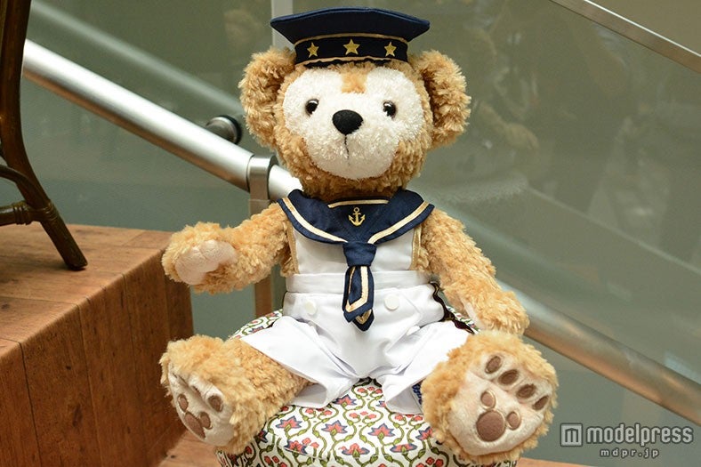 過去のコスチューム姿のダッフィー