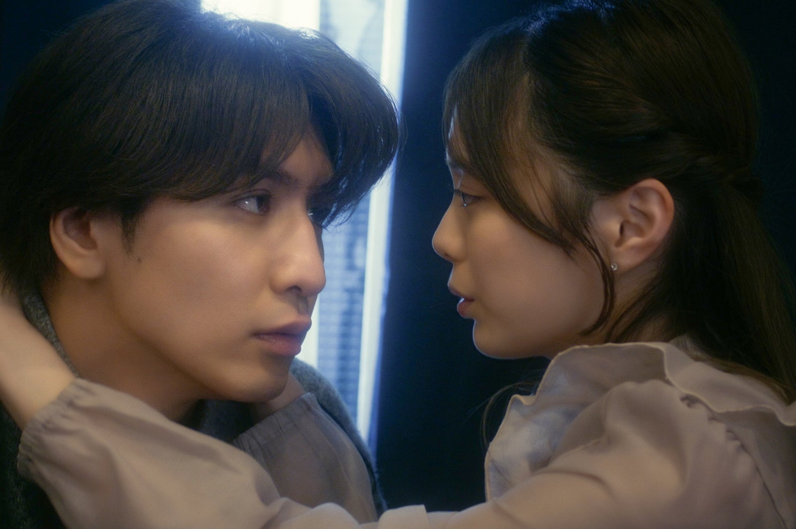 【キスでふさいで、バレないで。 第3話】楓、塩谷にキス 想い打ち明ける