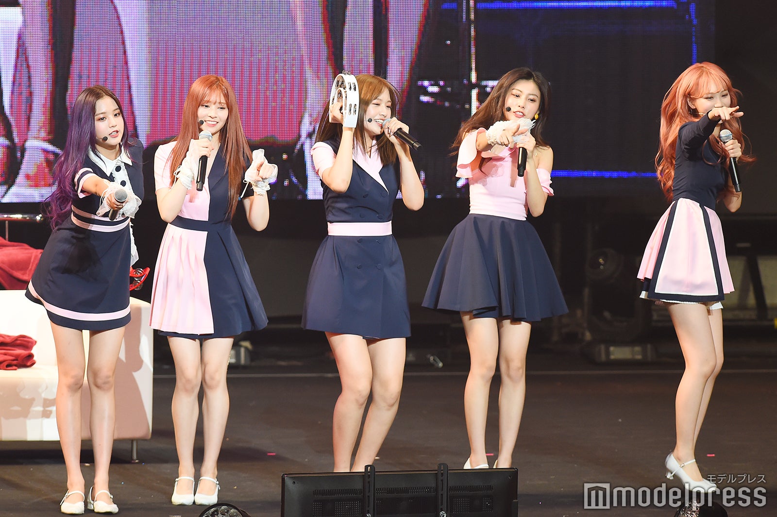 IZ*ONE（C）モデルプレス