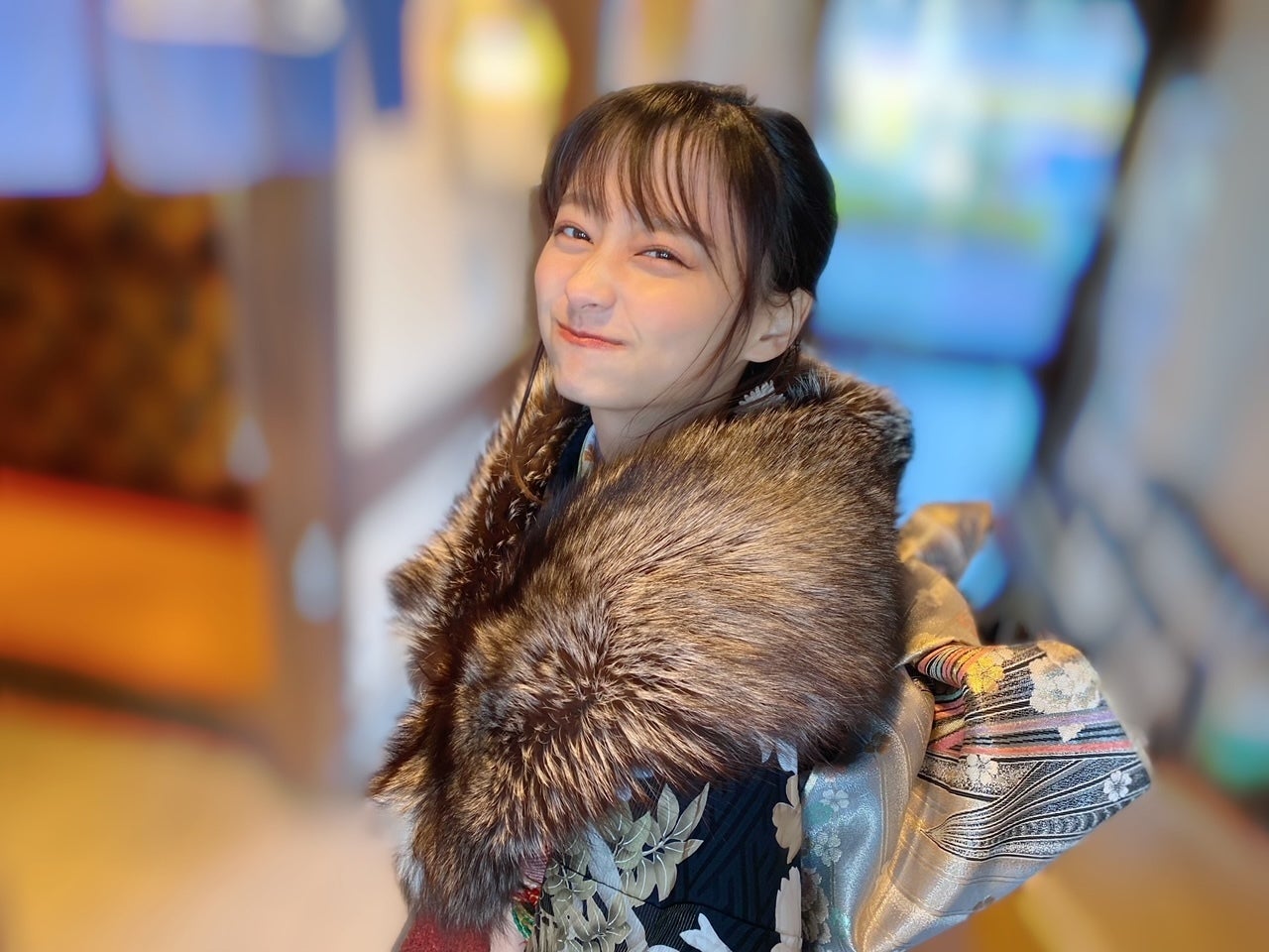 “新成人”日向坂46影山優佳、晴れ着姿披露に反響「華やかで美しい」「笑顔が可愛い」