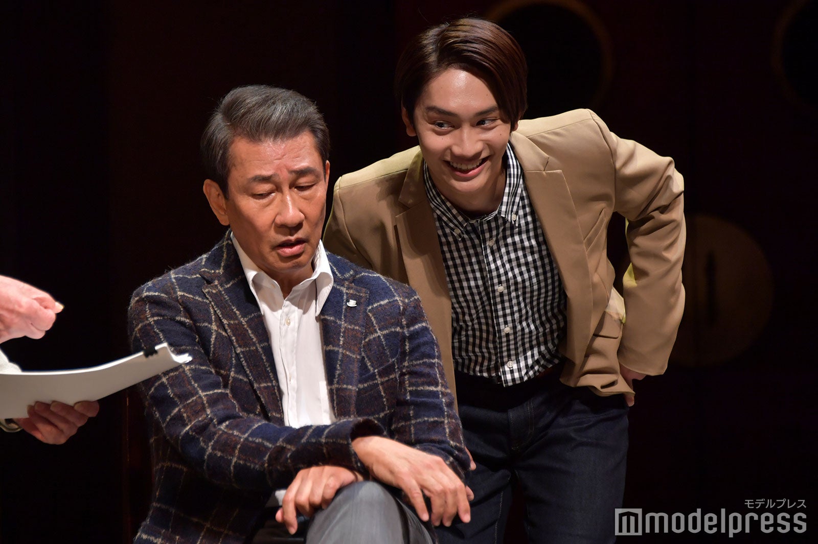 2年越しで舞台共演を果たした中井貴一＆藤原丈一郎（C）モデルプレス