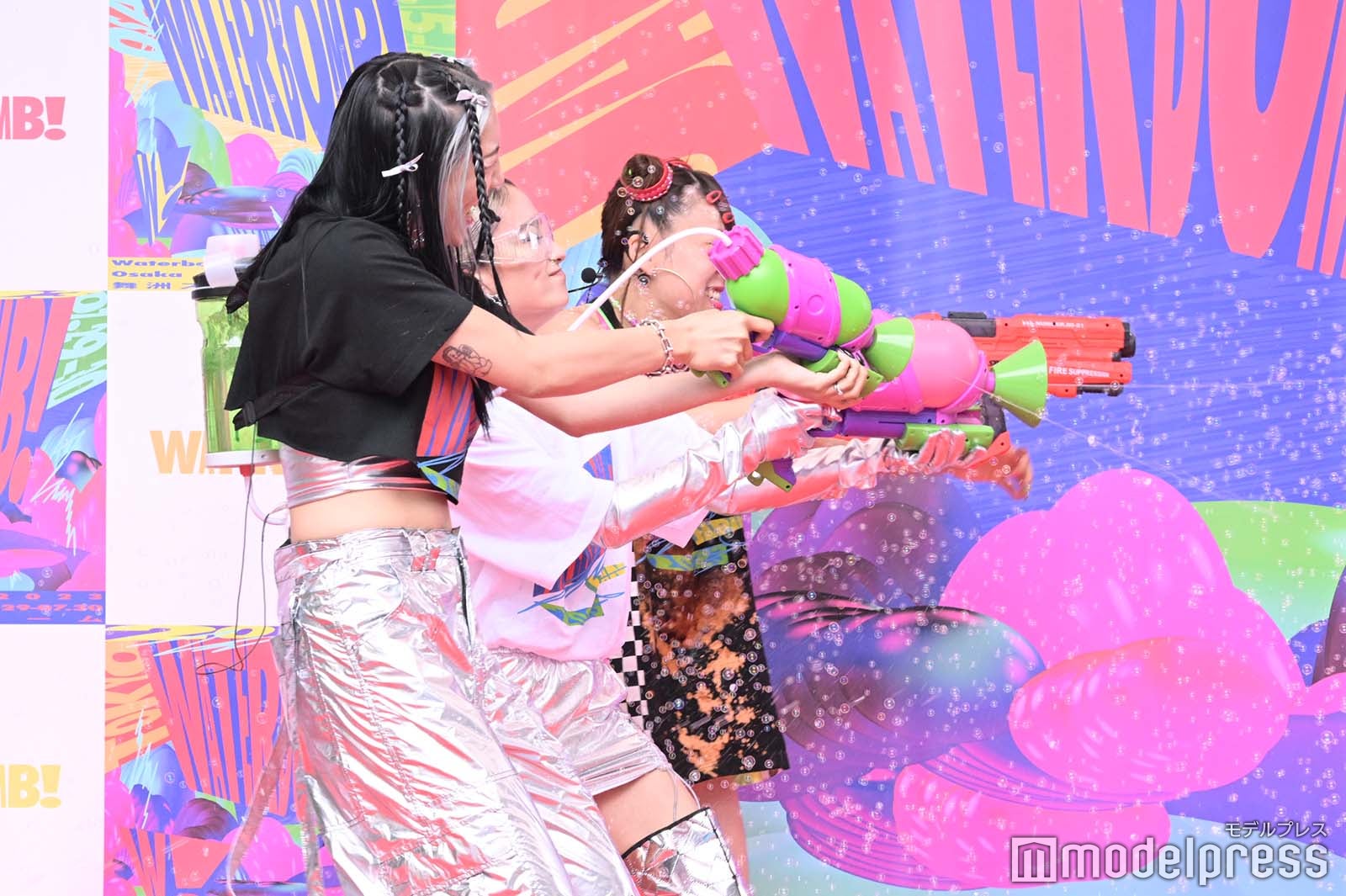 須田アンナ、YURINO、フワちゃん（C）モデルプレス