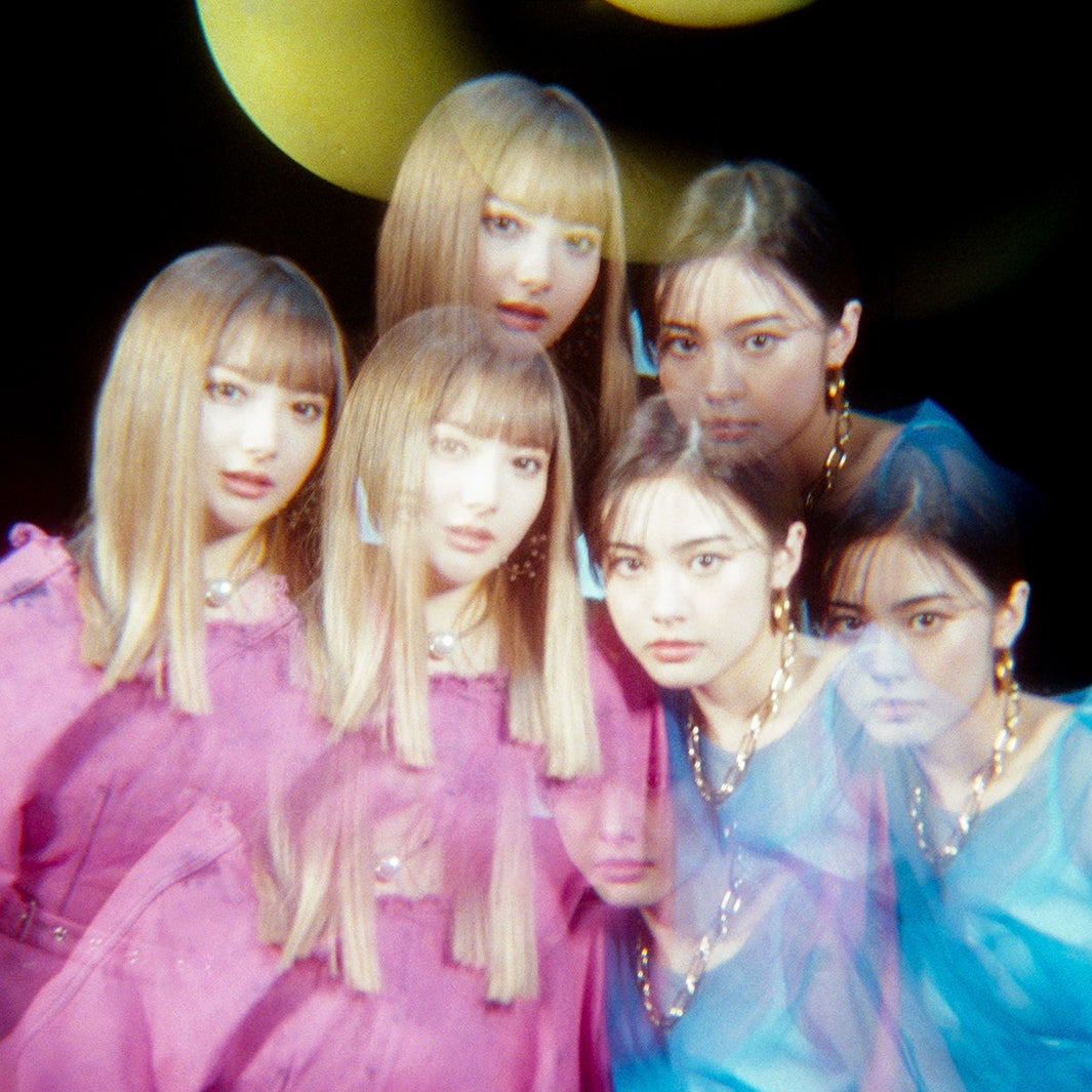 安斉かれん、妹・安斉星来と共演の新曲ジャケ写解禁