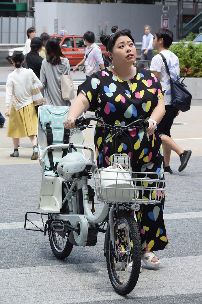 渡辺直美「カンナさーん!」第1話より(C)TBS