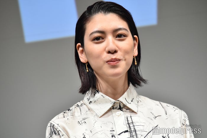 三吉彩花、前髪バッサリで“三吉史上最高のお知らせ”「想像以上の不安と楽しさを体感」 モデルプレス