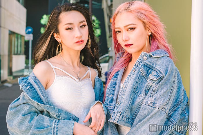 マリサ(浅井マリサ)・AiRi(前川愛莉)/(C)モデルプレス