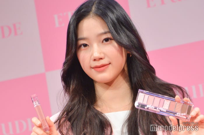 KAZUHA(C)モデルプレス