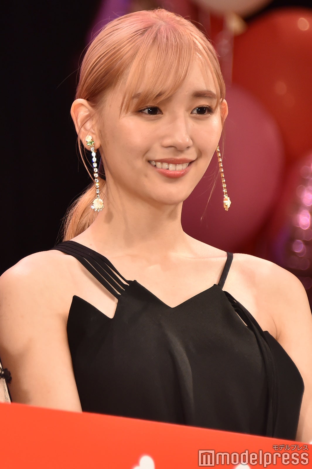 浅川梨奈（C）モデルプレス