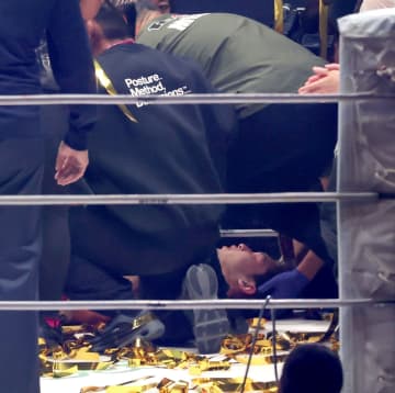 衝撃TKO負けの朝倉未来、ダメージ深刻 救急車で緊急搬送、試合後会見は欠席に