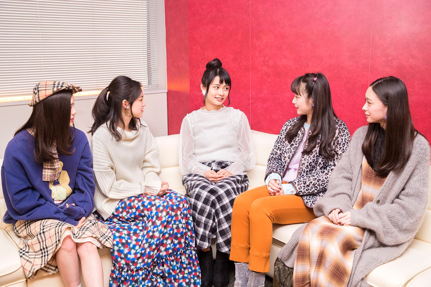 紺野彩夏、南乃彩希、足立佳奈、横田真悠、田鍋梨々花(提供写真)