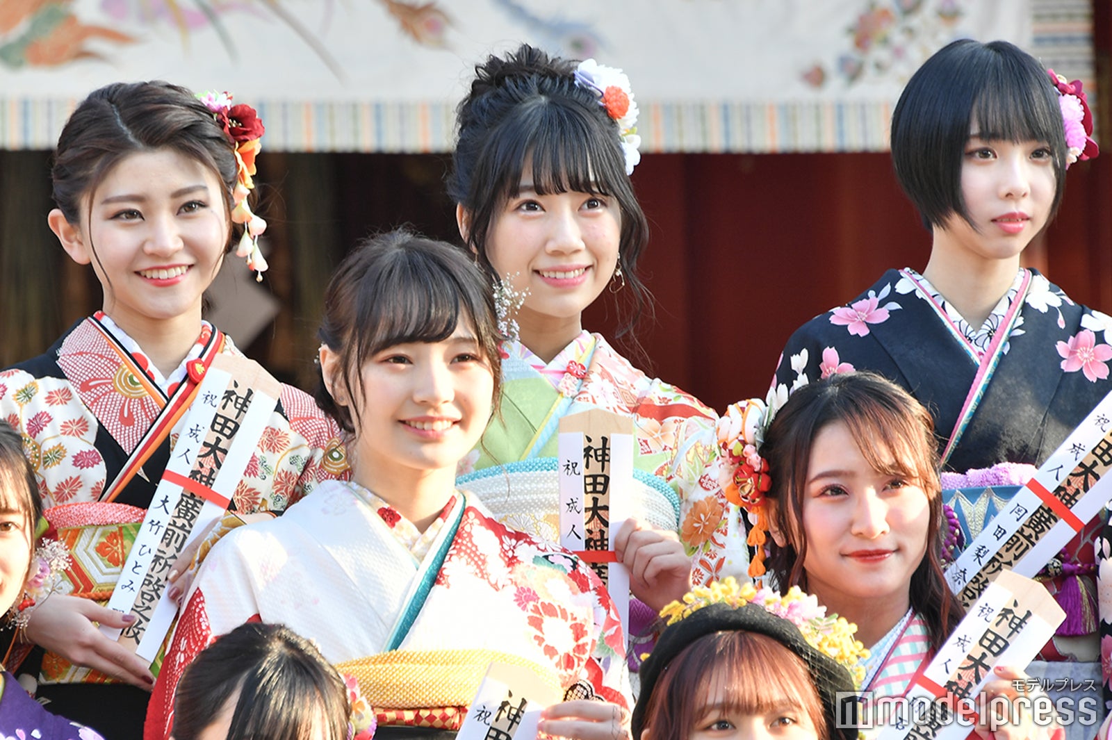 大竹ひとみ、坂本夏海、岡田梨奈（C）モデルプレス