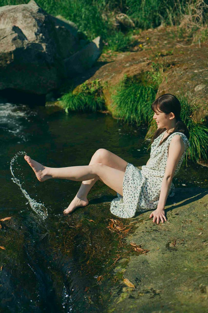 松村沙友理写真集『次、いつ会える?』(C)マガジンハウス(撮影・三瓶康友)