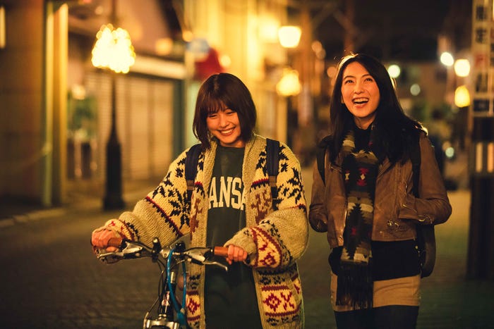 有村架純、知英(提供写真)