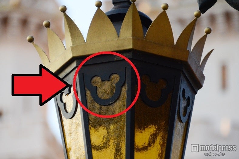 ミッキーの模様になっています