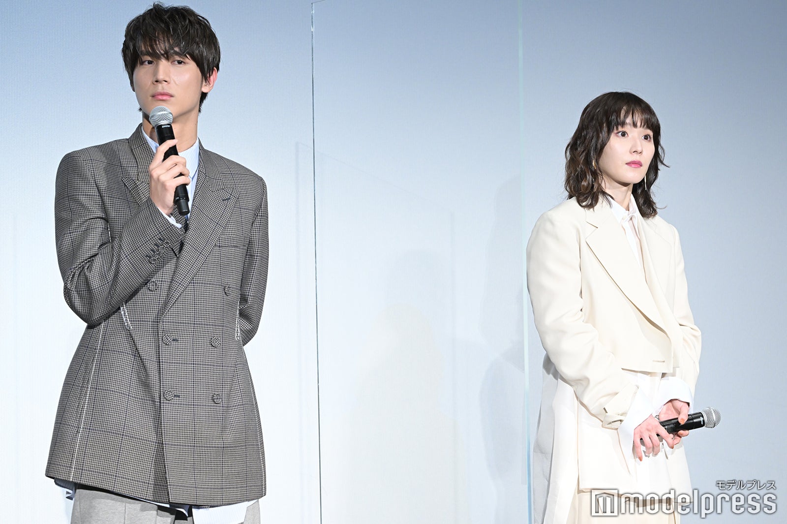 中川大志、松岡茉優（C）モデルプレス