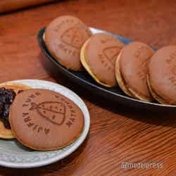 アジフライ印のどら焼き(C)モデルプレス