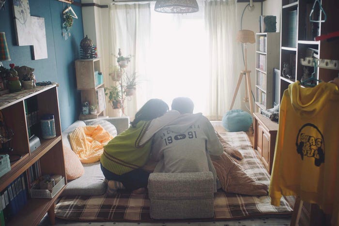 岸井ゆきの、宮沢氷魚 (C)2025「佐藤さんと佐藤さん」製作委員会