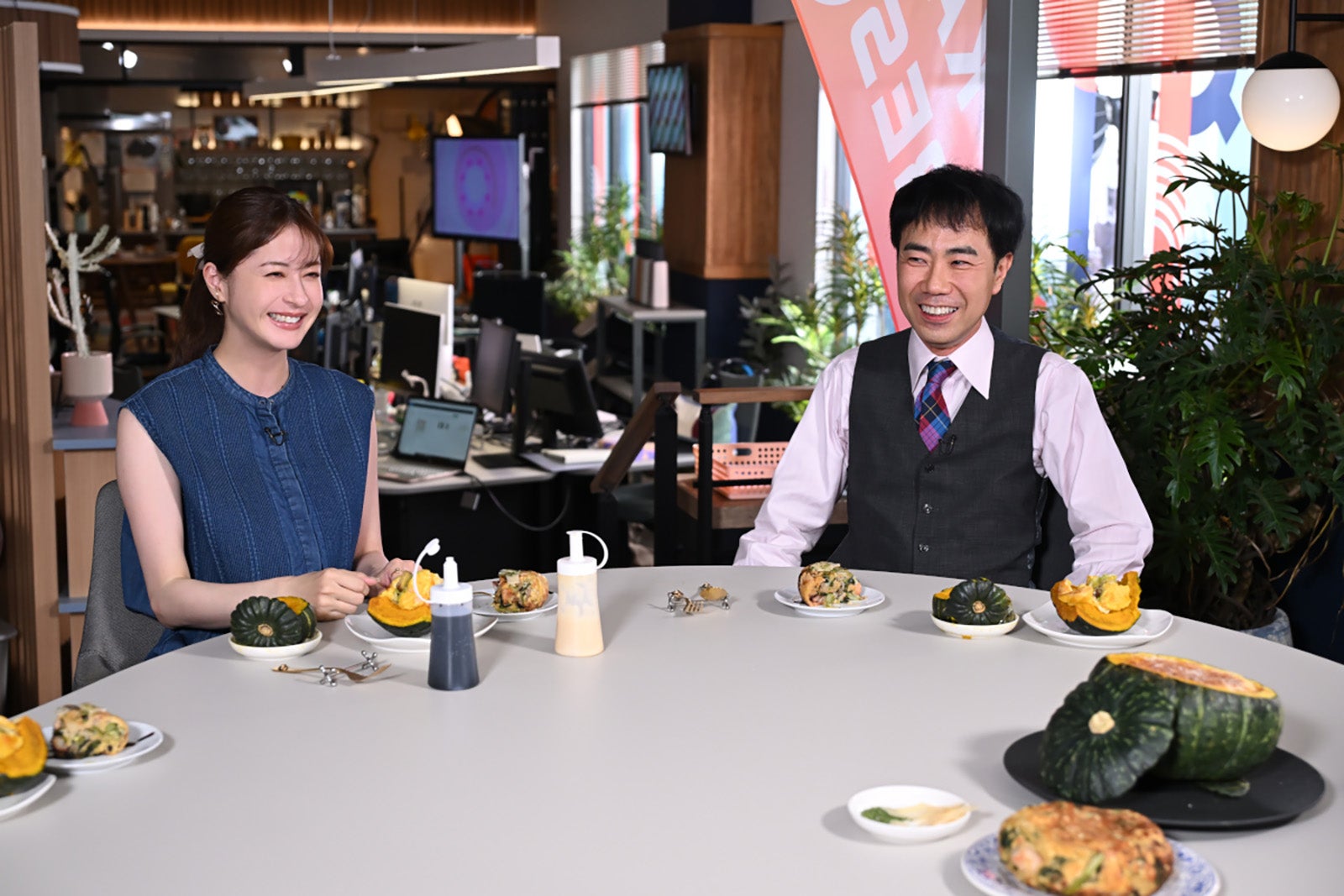 松本若菜、藤井隆（C）TBS