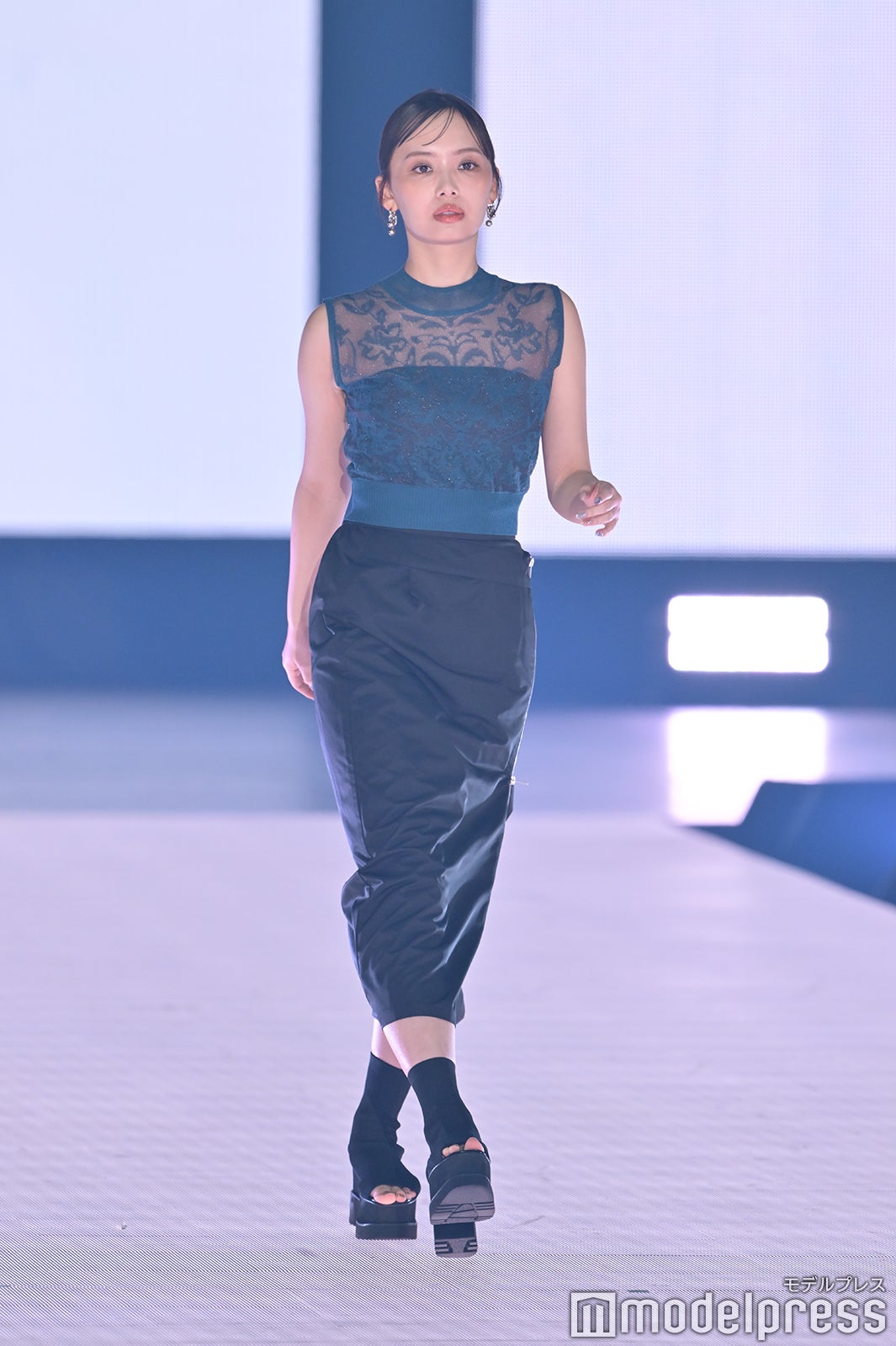 濱岸ひより（C）モデルプレス