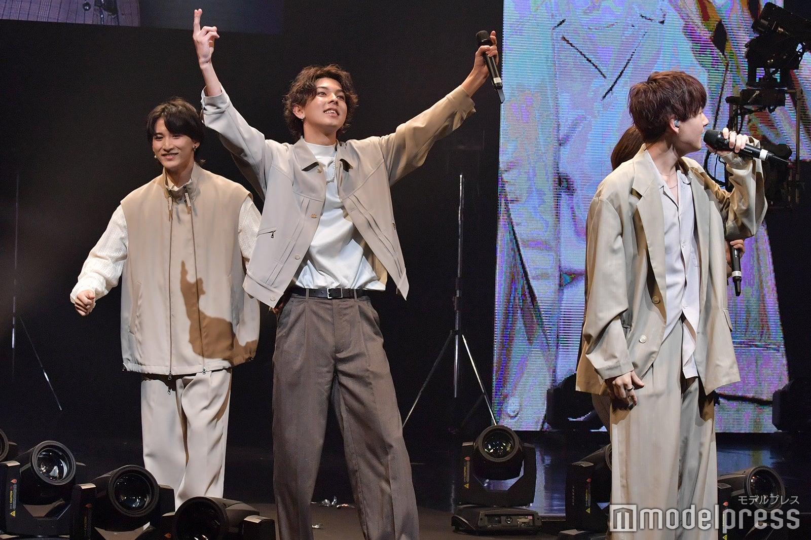 crhug（C）モデルプレス