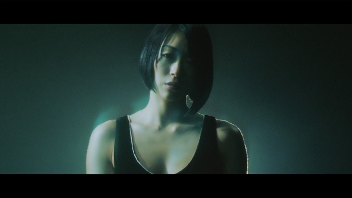 宇多田ヒカル「忘却 featuring KOHH」MVより （画像提供：ユニバーサルミュージック）