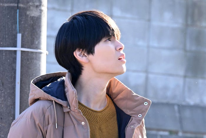 萩原利久「めぐる未来」第4話より(C)読売テレビ