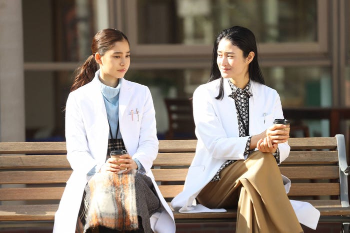 新木優子・小雪/「トレース~科捜研の男~」第6話より(C)フジテレビ