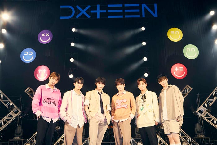DXTEEN(C)LAPONE Entertainment